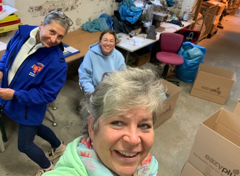 Die drei reisenden Personen